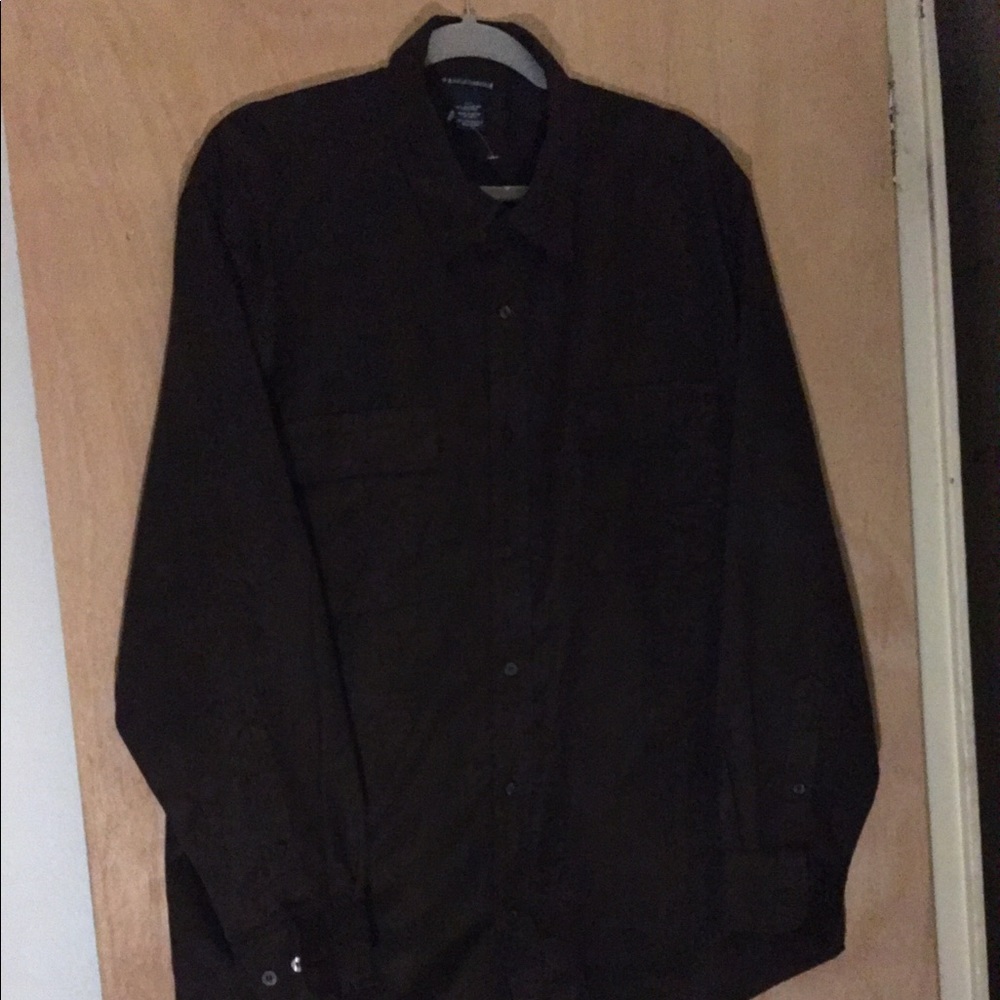 Knightsbridge LG men’s suede brown shirt.
